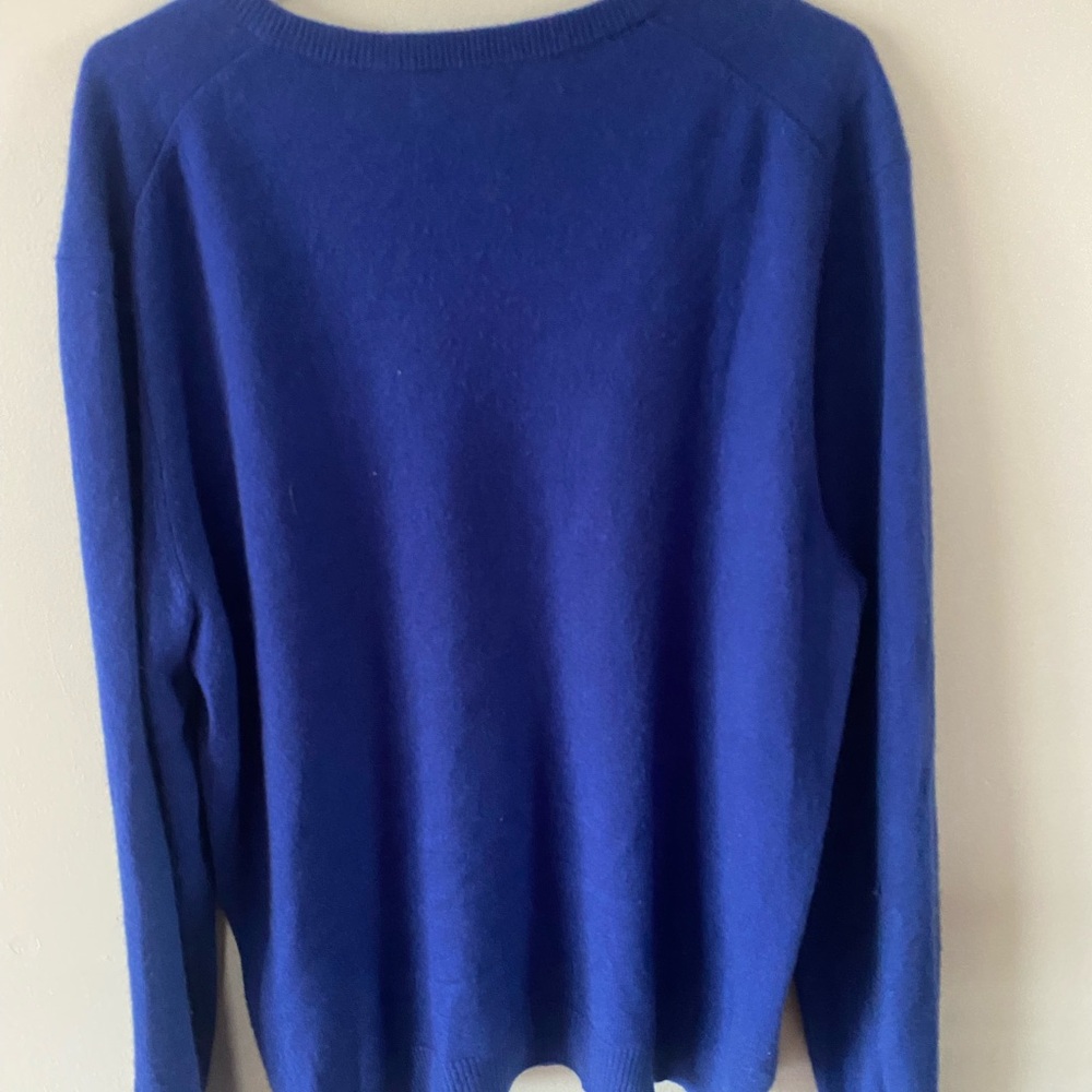 Set of 2 Club Room V-Neck 100% cashmere Sweaters sz L blue - Picture 7 of 11